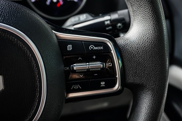 2023 Kia Carnival S