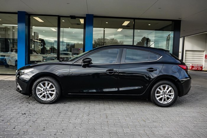 2015 Mazda 3 Maxx