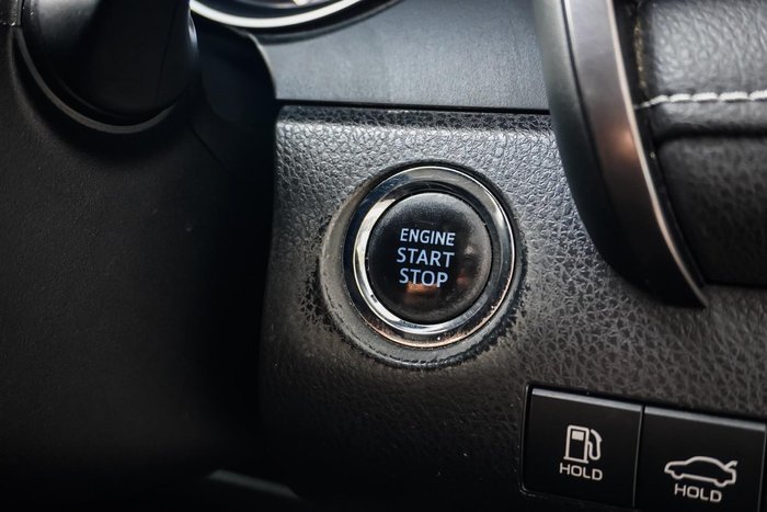 2019 Toyota Camry SX
