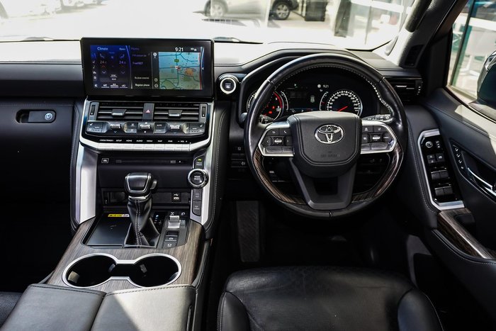 2022 Toyota Landcruiser Sahara