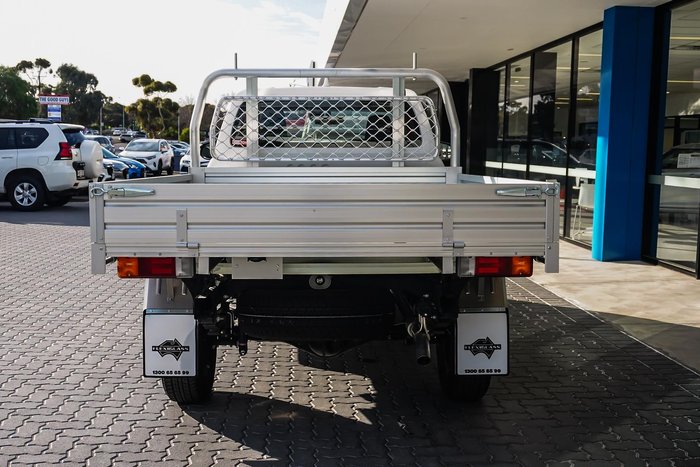 2022 Toyota Hilux SR