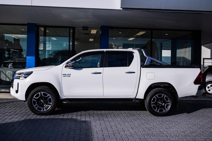 2022 Toyota Hilux SR5 Hi-Rider