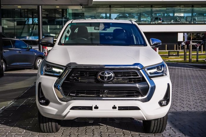 2022 Toyota Hilux SR5 Hi-Rider