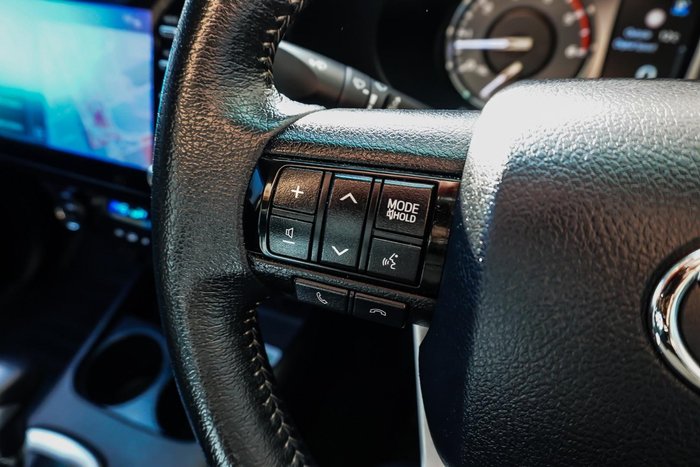 2022 Toyota Hilux SR5 Hi-Rider