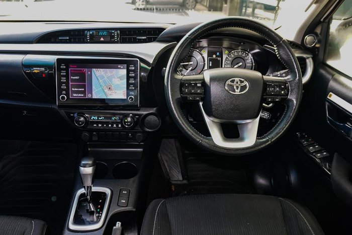 2022 Toyota Hilux SR5 Hi-Rider