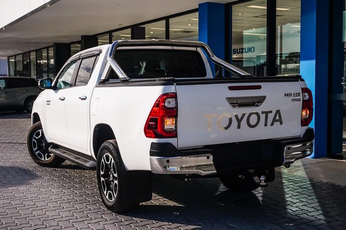 2022 Toyota Hilux SR5 Hi-Rider