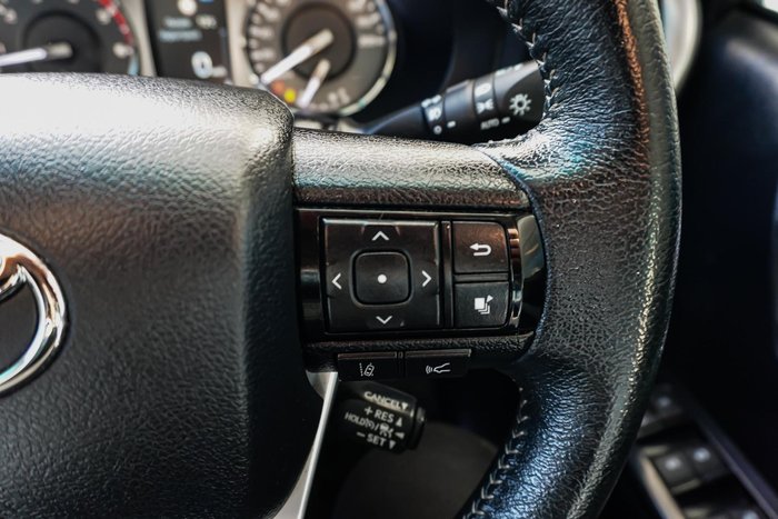 2022 Toyota Hilux SR5 Hi-Rider