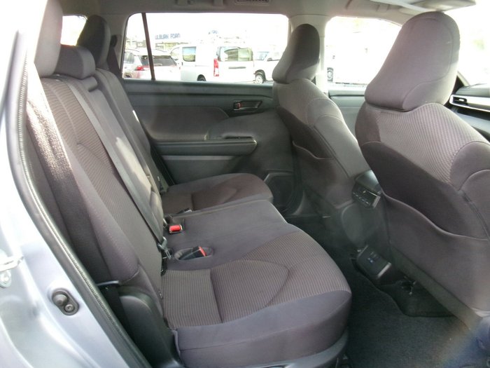 2022 Toyota Kluger GX