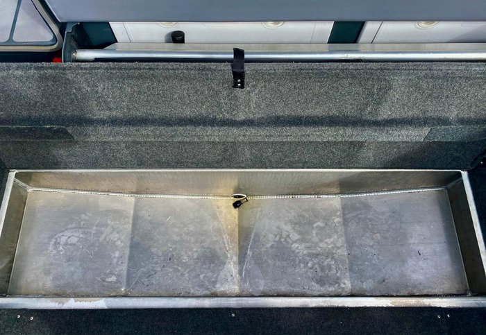 2023 Stessl 495 Bluewater Runabout