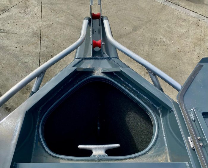 2023 Stessl 495 Bluewater Runabout