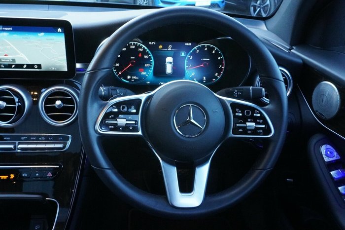 2021 Mercedes-Benz GLC-Class GLC300