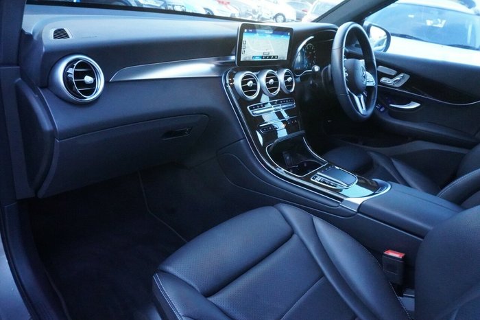 2021 Mercedes-Benz GLC-Class GLC300