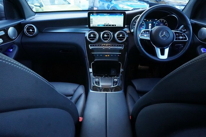 2021 Mercedes-Benz GLC-Class GLC300