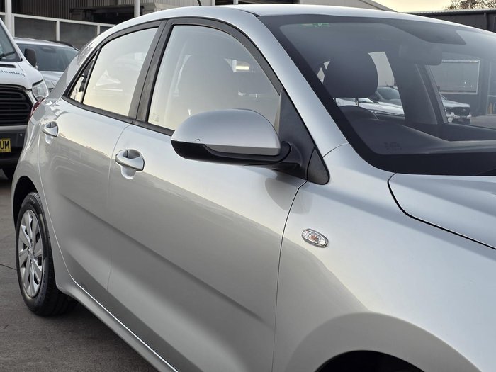 2017 Kia Rio S