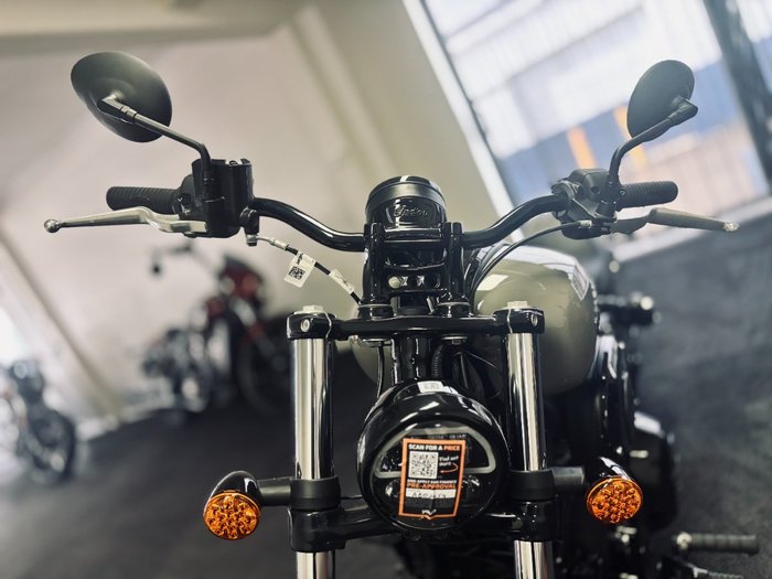 2023 Indian CHIEF DARK HORSE Grey