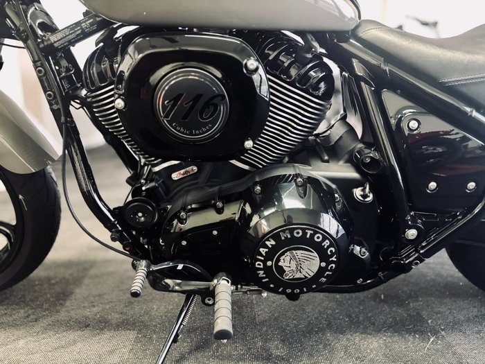 2023 Indian CHIEF DARK HORSE Grey