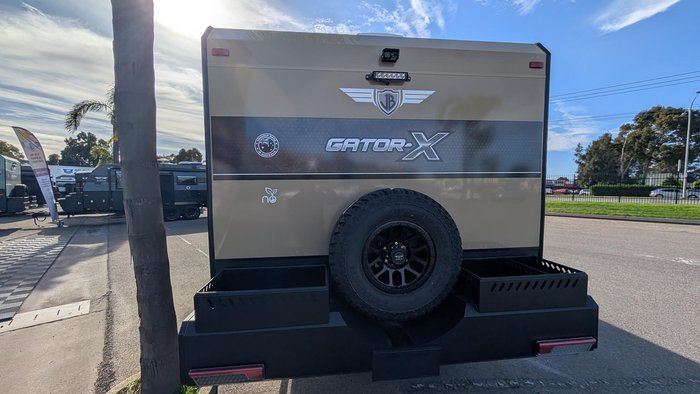 2025 JB Caravans 18' Gator X Triple Bunk
