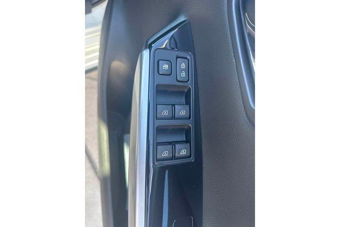 2021 Mitsubishi Pajero Sport GLX