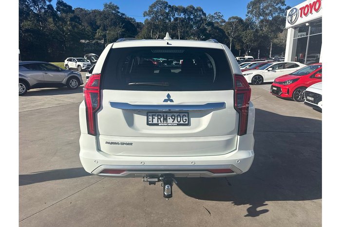 2021 Mitsubishi Pajero Sport GLX