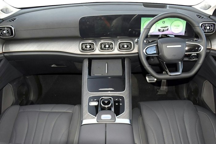 2025 Jaecoo J8 Track