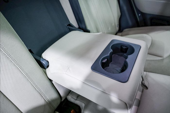 2020 Land Rover Defender 110 D240 First Edition L663 MY20.5 AWD Pangea Green