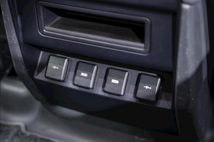 2020 Land Rover Defender 110 D240 First Edition