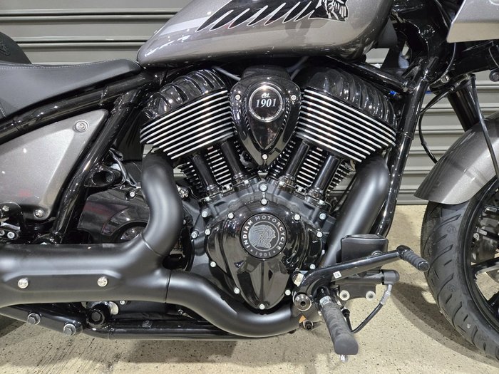 2025 INDIAN SPORT CHIEF RT BLACK
