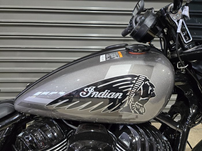 2025 INDIAN SPORT CHIEF RT BLACK