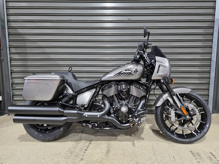 2025 INDIAN SPORT CHIEF RT BLACK