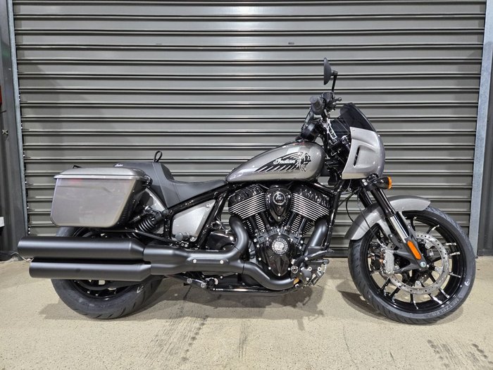 2025 INDIAN SPORT CHIEF RT BLACK