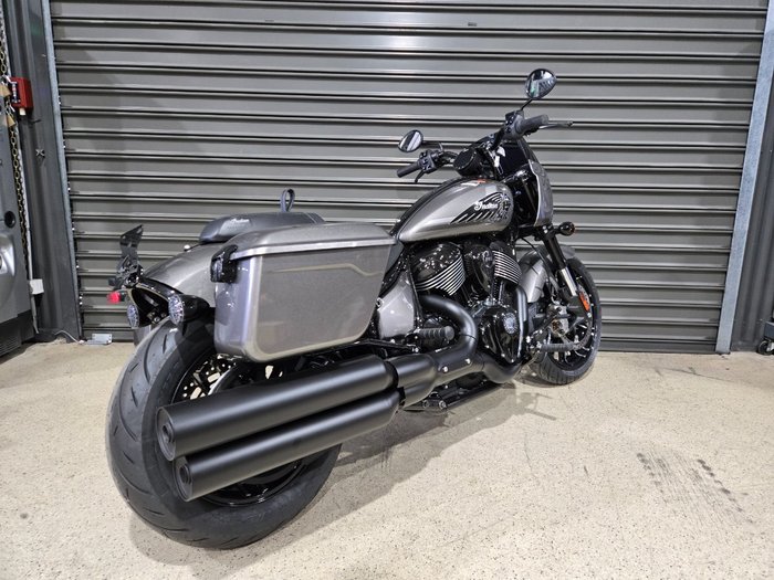 2025 INDIAN SPORT CHIEF RT BLACK
