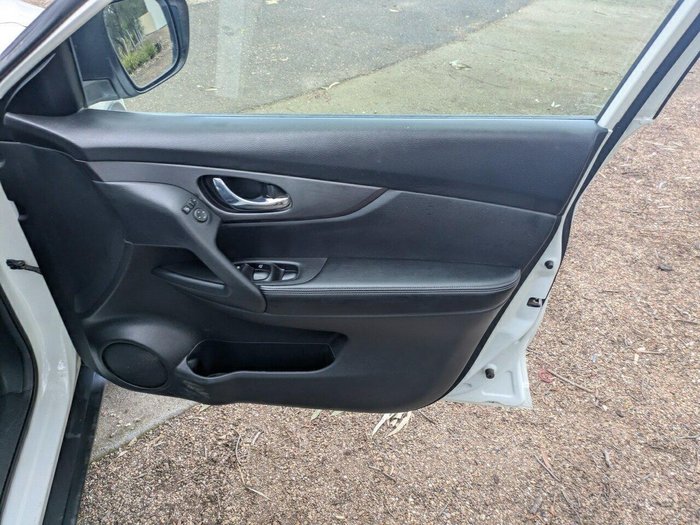 2016 Nissan X-TRAIL ST