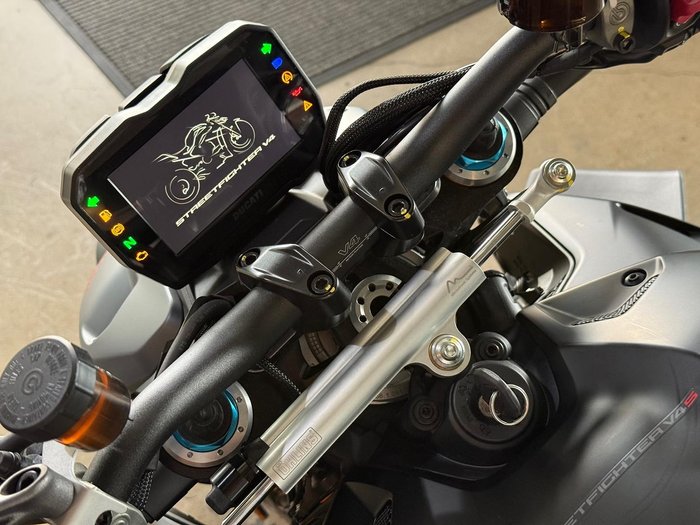 2024 Ducati Streetfighter V4 S Streetfighter Grey