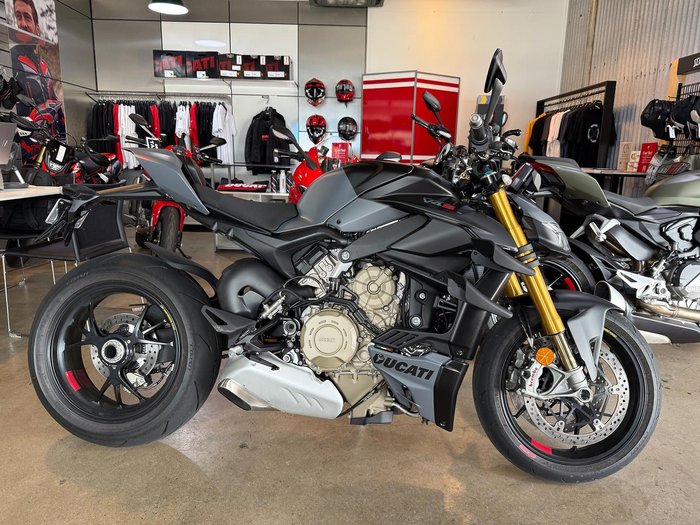 2024 Ducati Streetfighter V4 S Streetfighter Grey