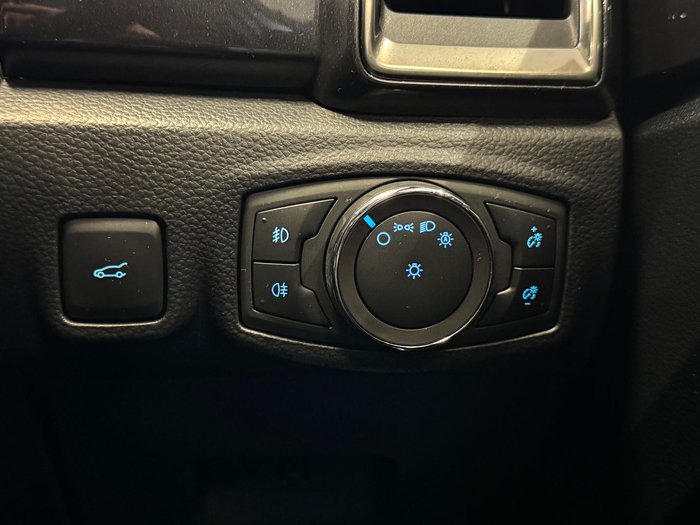 2019 Ford Everest Titanium