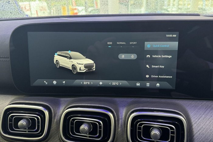 2025 Jaecoo J8 Track