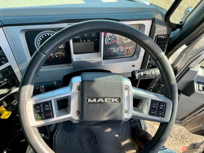 2022 Mack Clxt Superliner 685Hp 497000 Klm 90T $227000+Gst Immac Cond MACK SUPERLINER CLXT