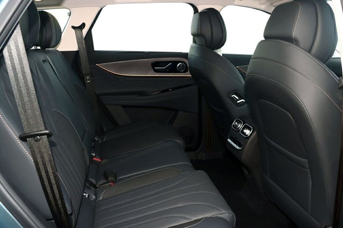 2025 Jaecoo J8 Track