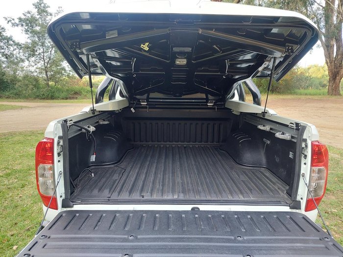 2016 Nissan Navara ST-X