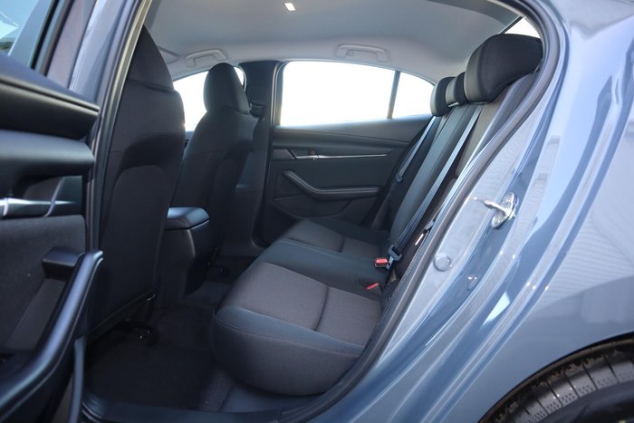 2025 Mazda 3 G20 Pure