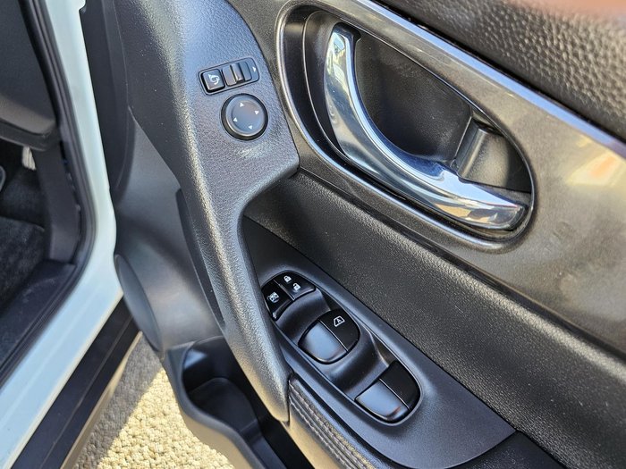 2018 Nissan X-TRAIL ST