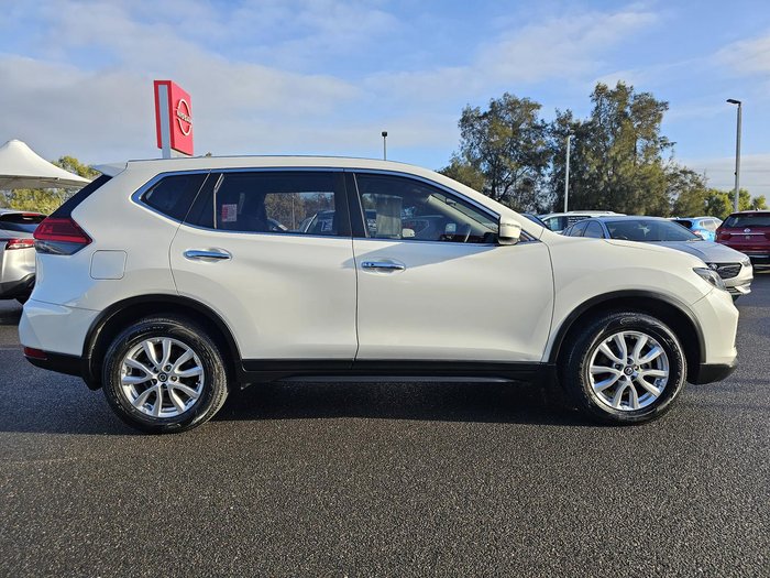 2018 Nissan X-TRAIL ST