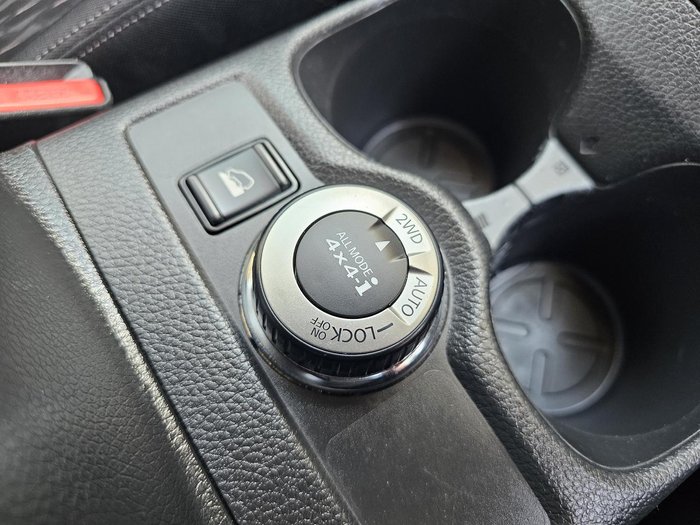 2018 Nissan X-TRAIL ST