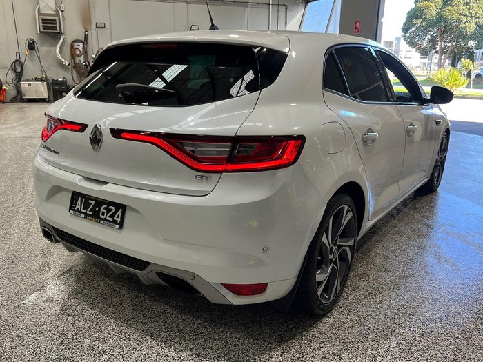 2016 Renault Megane GT BFB Glacier White