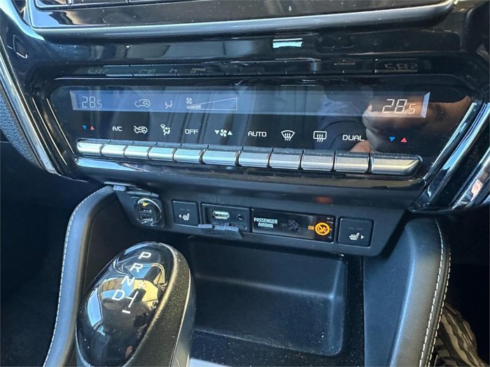 2023 Isuzu MU-X LS-T