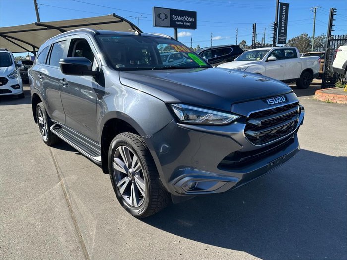 2023 Isuzu MU-X LS-T