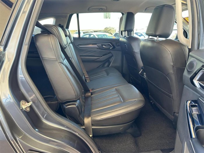 2023 Isuzu MU-X LS-T