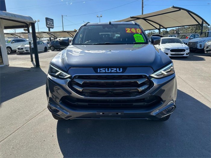 2023 Isuzu MU-X LS-T