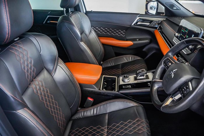 2022 Mitsubishi Outlander PHEV Exceed Tourer