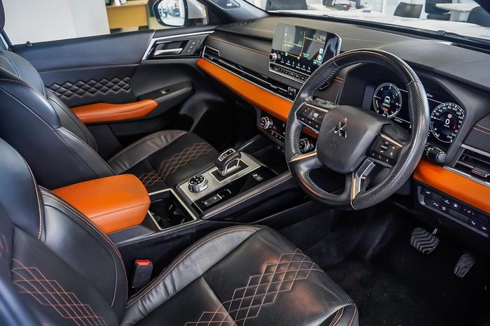 2022 Mitsubishi Outlander PHEV Exceed Tourer